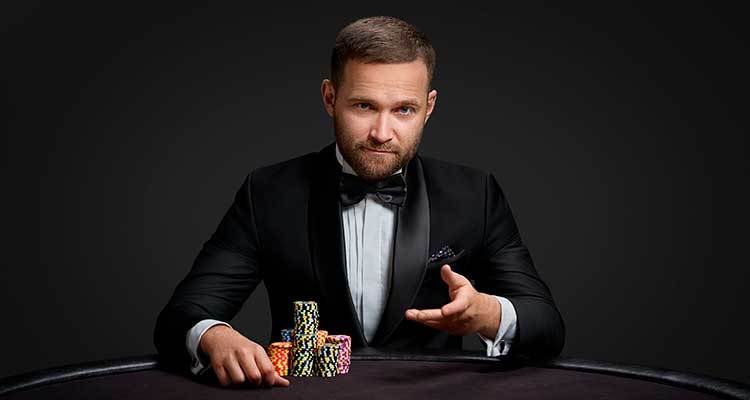 Профессиональный игрок в покер Евгений Качалов
