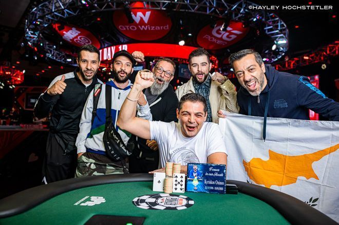 Скарпарис празднует победу в турнире $1,000 Mini Main Event в Лас-Вегасе