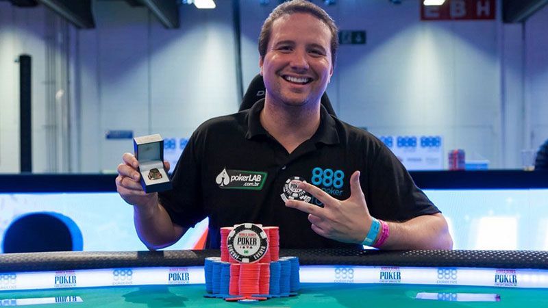 Одерландио Моура из Форталезы